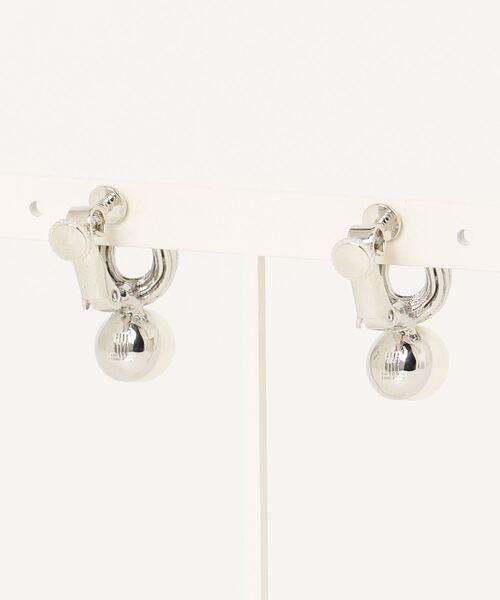 LANVIN en Bleu(ランバンオンブルー)の「パール イヤリング(イヤリング・レディース・シルバー・ONE SIZE)」の2枚目の写真