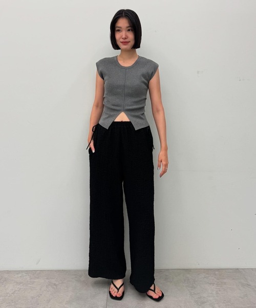 coca(coca)(コカ)の「フロントスリットニット(ニット/セーター・レディース・グレー/ブラック・S/L/M)」の3枚目の写真