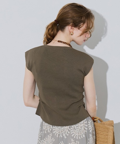 coca(coca)(コカ)の「フロントスリットニット(ニット/セーター・レディース・グレー/ブラック/カーキ・S/L/M)」の8枚目の写真