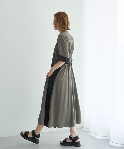 Editt by YECCA VECCA（エディットバイイェッカヴェッカ）の「ギャザー配色ワンピース（ワンピース・レディース・ブラック/グリーン/カーキ・FREE）」の8枚目の写真