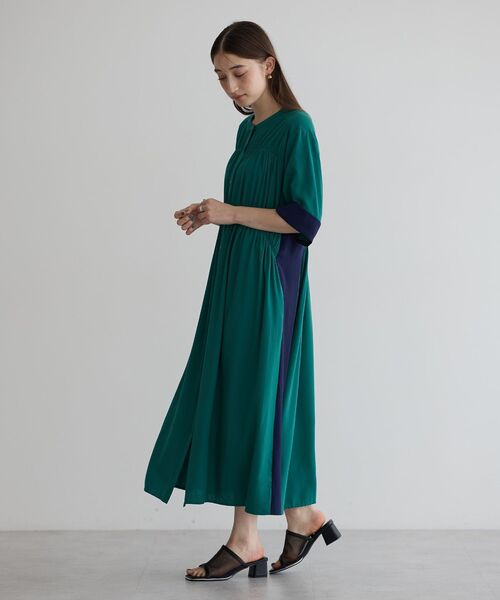 Editt by YECCA VECCA（エディットバイイェッカヴェッカ）の「ギャザー配色ワンピース（ワンピース・レディース・ブラック/グリーン/カーキ・FREE）」の15枚目の写真