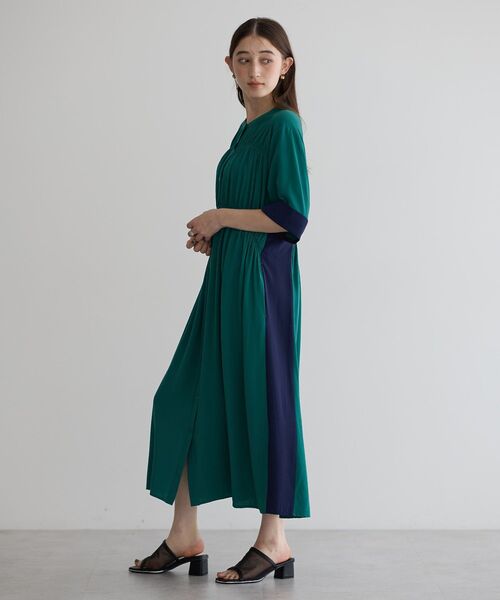 Editt by YECCA VECCA（エディットバイイェッカヴェッカ）の「ギャザー配色ワンピース（ワンピース・レディース・ブラック/グリーン/カーキ・FREE）」の17枚目の写真