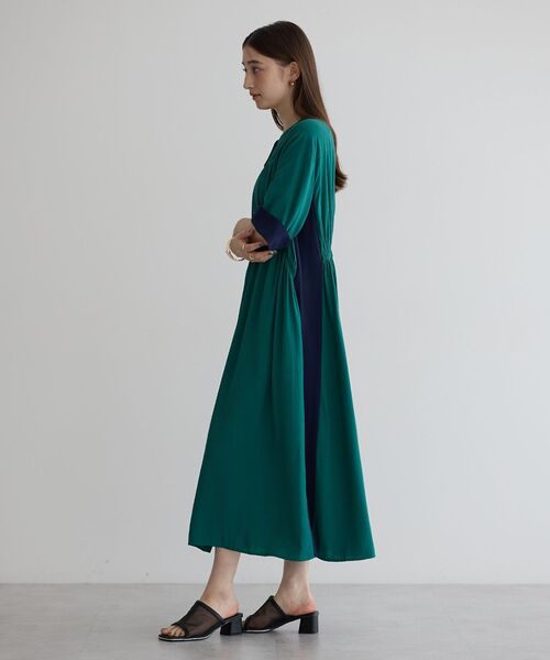 Editt by YECCA VECCA（エディットバイイェッカヴェッカ）の「ギャザー配色ワンピース（ワンピース・レディース・ブラック/グリーン/カーキ・FREE）」の18枚目の写真