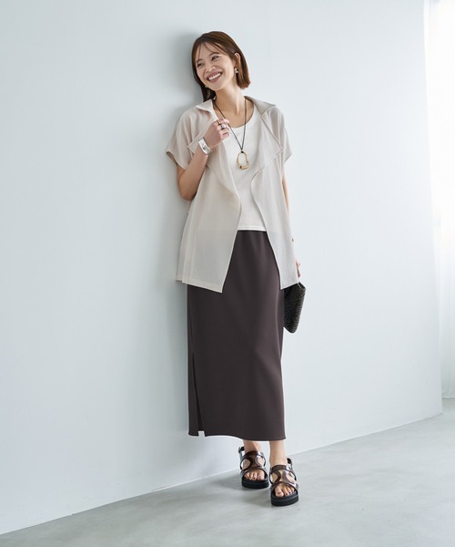 STYLE DELI(スタイルデリ)の「サラッと涼しいドレープネックオープンジャケット(その他アウター・レディース・ブラック/ライトベージュ・FREE)」の3枚目の写真