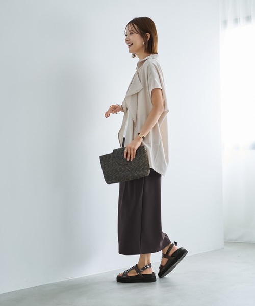 STYLE DELI(スタイルデリ)の「サラッと涼しいドレープネックオープンジャケット(その他アウター・レディース・ブラック/ライトベージュ・FREE)」の6枚目の写真