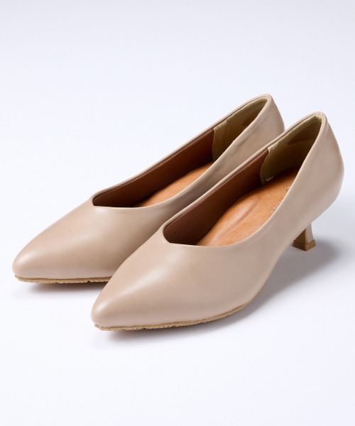 7days Life Styling(セブンデイズライフスタイリング)の「【ゆったり幅広】ポインテッドトゥパンプス(低反発中敷)(ワイズ4E)(パンプス・レディース・ダークブラウン/ブラック/グレイッシュベージュ・23.0cm/23.5cm/24.0cm/24.5cm/25.0cm/25.5cm/26.0cm/26.5cm/27.0cm)」の3枚目の写真