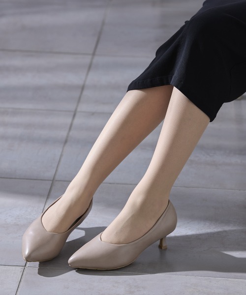 7days Life Styling(セブンデイズライフスタイリング)の「【ゆったり幅広】ポインテッドトゥパンプス(低反発中敷)(ワイズ4E)(パンプス・レディース・ダークブラウン/ブラック/グレイッシュベージュ・23.0cm/23.5cm/24.0cm/24.5cm/25.0cm/25.5cm/26.0cm/26.5cm/27.0cm)」の5枚目の写真