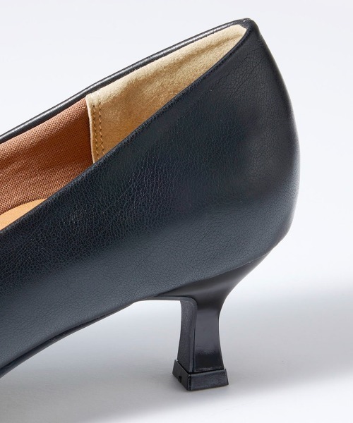 7days Life Styling(セブンデイズライフスタイリング)の「【ゆったり幅広】ポインテッドトゥパンプス(低反発中敷)(ワイズ4E)(パンプス・レディース・ダークブラウン/ブラック/グレイッシュベージュ・23.0cm/23.5cm/24.0cm/24.5cm/25.0cm/25.5cm/26.0cm/26.5cm/27.0cm)」の14枚目の写真