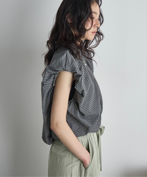 パフショルダークロップドチェックシャツ