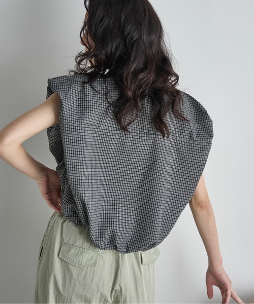 パフショルダークロップドチェックシャツ