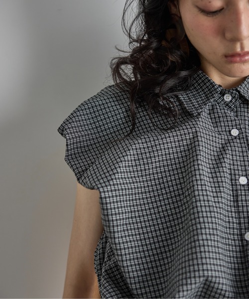 パフショルダークロップドチェックシャツ