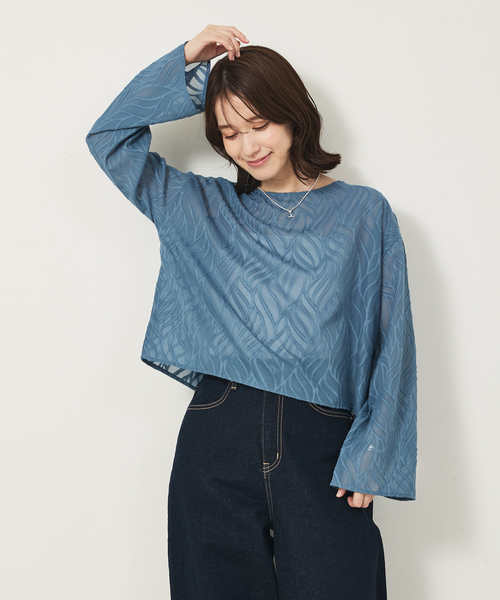 abahouse mavie(アバハウスマヴィ)の「シアージャガードブラウス(シャツ/ブラウス・レディース・ブラック/オフホワイト/グレイッシュブルー・フリー)」の14枚目の写真