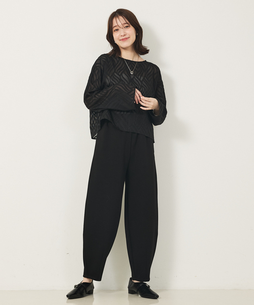 abahouse mavie(アバハウスマヴィ)の「シアージャガードブラウス(シャツ/ブラウス・レディース・ブラック/オフホワイト/グレイッシュブルー・フリー)」の18枚目の写真