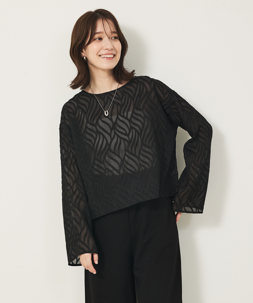 abahouse mavie(アバハウスマヴィ)の「シアージャガードブラウス(シャツ/ブラウス・レディース・ブラック/オフホワイト/グレイッシュブルー・フリー)」の20枚目の写真