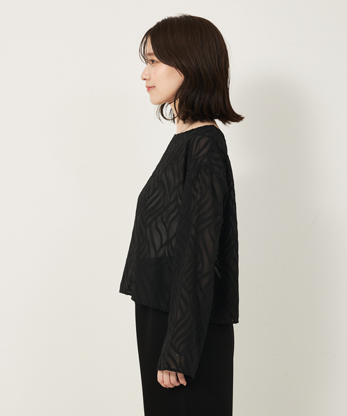 abahouse mavie(アバハウスマヴィ)の「シアージャガードブラウス(シャツ/ブラウス・レディース・ブラック/オフホワイト/グレイッシュブルー・フリー)」の22枚目の写真