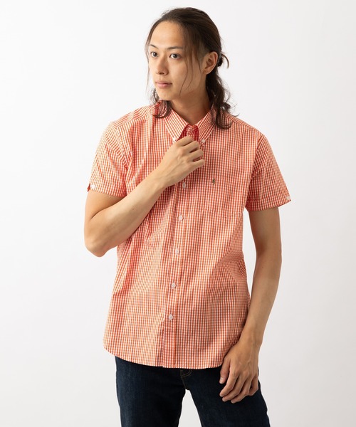 Gabicci(ガビッチ)の「Gabicci フレイザー ボタンダウン ノッチカフ ギンガムチェック 半袖シャツ(シャツ/ブラウス・メンズ・コーラル・LARGE/MEDIUM)」の1枚目の写真