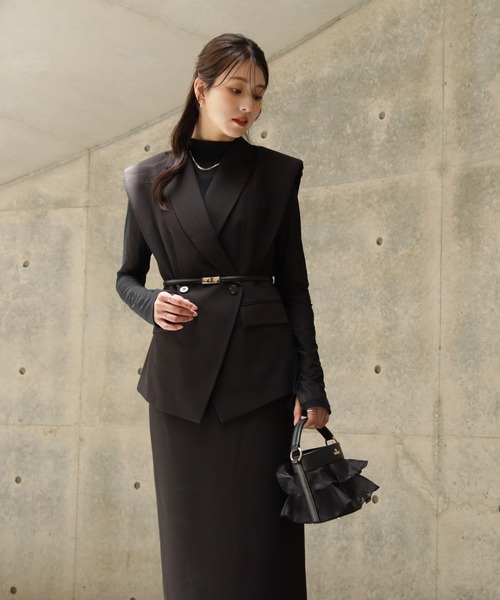 DRESS PLUS（ドレスプラス）の「ジャケット風に羽織れてジレベスト（ベスト・レディース・ホワイト/ベージュ/ブラック・M/S）」の7枚目の写真