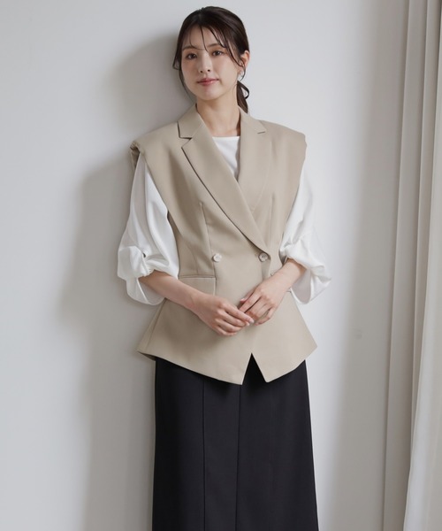 DRESS PLUS（ドレスプラス）の「ジャケット風に羽織れてジレベスト（ベスト・レディース・ホワイト/ベージュ/ブラック・M/S）」の15枚目の写真