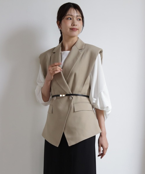 DRESS PLUS（ドレスプラス）の「ジャケット風に羽織れてジレベスト（ベスト・レディース・ホワイト/ベージュ/ブラック・M/S）」の17枚目の写真