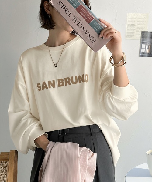 classicalelf（クラシカルエルフ）の「立体ロゴが主役！デイリーに活躍する大人カジュアルT。綿100％英字ロゴロンT（Tシャツ/カットソー・レディース・ブラウン/ブラック/アイボリー/ベージュ/チャコール/オフホワイト・LARGE/MEDIUM/SMALL/X-LARGE）」の2枚目の写真