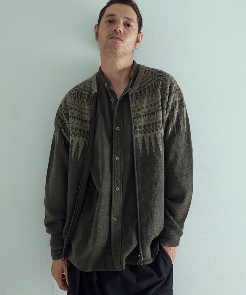 EGO TRIPPING（エゴトリッピング）の「mcg3679-ARROWKNIT ニットカーディガン（カーディガン/ボレロ・メンズ・グレー系その他/チャコールグレー×ブラック/ネイビー系/ブラック系その他・46/48）」の3枚目の写真