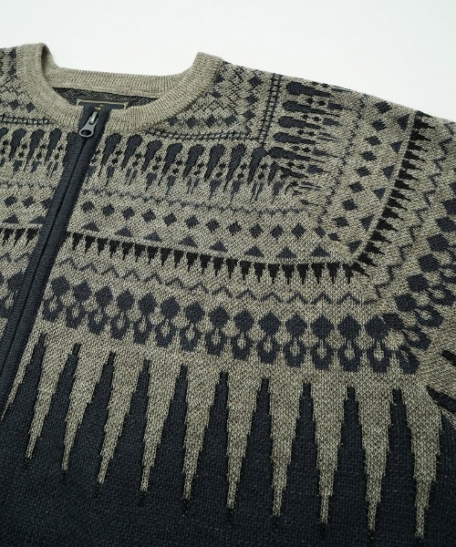 EGO TRIPPING（エゴトリッピング）の「mcg3679-ARROWKNIT ニットカーディガン（カーディガン/ボレロ・メンズ・グレー系その他/チャコールグレー×ブラック/ネイビー系/ブラック系その他・46/48）」の16枚目の写真