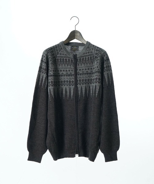 EGO TRIPPING（エゴトリッピング）の「mcg3679-ARROWKNIT ニットカーディガン（カーディガン/ボレロ・メンズ・グレー系その他/チャコールグレー×ブラック/ネイビー系/ブラック系その他・46/48）」の8枚目の写真