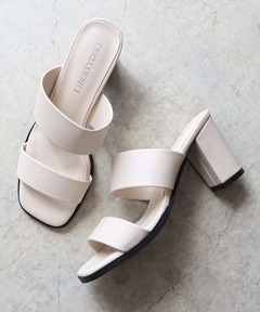 セール】Tストラップフラットサンダル（サンダル）｜CAPRICIEUX LE