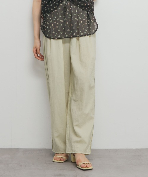 KBF(ケイビーエフ)の「タックイージーパンツ(その他パンツ・レディース・ライトベージュ/ネイビー・ONE)」の13枚目の写真