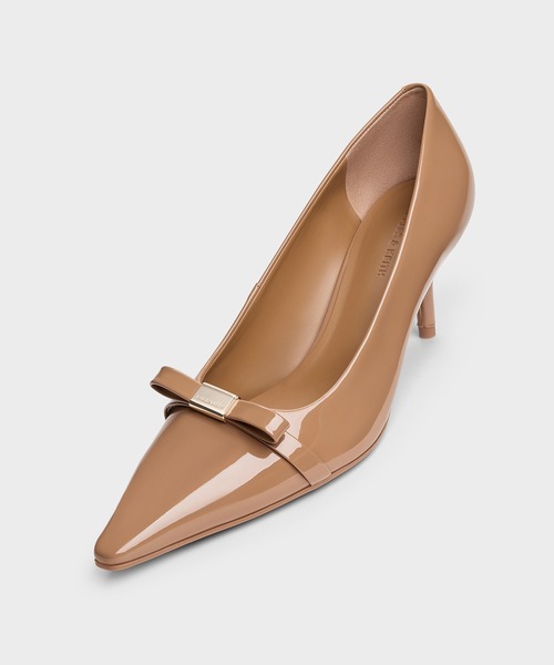 CHARLES & KEITH(チャールズ & キース)の「Dorian ドリアン パテントボウポインテッドトゥスティレットヒールパンプス(パンプス・レディース・レッド/ダークブラウン/ブラック系その他6/ブラウン系その他3・22.5cm/22cm/25.5cm/25cm/24.5cm/23.5cm/23cm)」の15枚目の写真