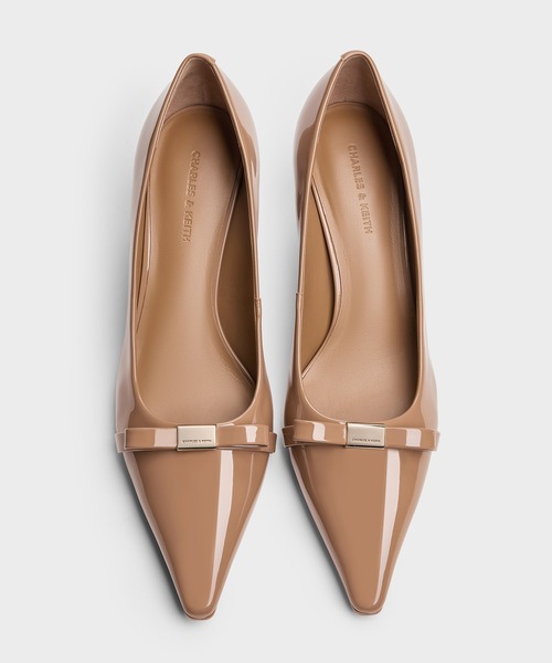 CHARLES & KEITH(チャールズ & キース)の「Dorian ドリアン パテントボウポインテッドトゥスティレットヒールパンプス(パンプス・レディース・レッド/ダークブラウン/ブラック系その他6/ブラウン系その他3・22.5cm/22cm/25.5cm/25cm/24.5cm/23.5cm/23cm)」の16枚目の写真