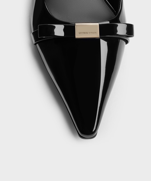 CHARLES & KEITH(チャールズ & キース)の「Dorian ドリアン パテントボウポインテッドトゥスティレットヒールパンプス(パンプス・レディース・レッド/ダークブラウン/ブラック系その他6/ブラウン系その他3・22.5cm/22cm/25.5cm/25cm/24.5cm/23.5cm/23cm)」の19枚目の写真