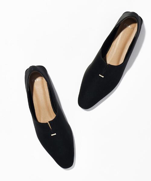 INDIVI（インディヴィ）の「スリットデザイン パンプス（パンプス・レディース・ブラウン系/ブラック・25/45/35）」の11枚目の写真