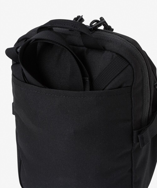 THE NORTH FACE（ザノースフェイス）の「THE NORTH FACE/ザ・ノース・フェイス Boulder Mini Shoulder ボルダーミニショルダー / NM72358（ショルダーバッグ・メンズ・ベージュ/ブラック/グレー・ONE SIZE）」の8枚目の写真