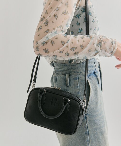mline(エムライン)の「loti ロゴスクエアBAG(ボストンバッグ・レディース・ブラウン/キャメル/ブラック・ONE SIZE)」の2枚目の写真