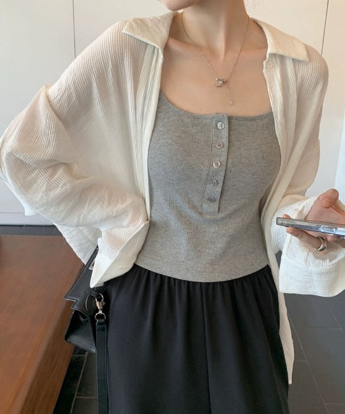 shoppinggo(ショッピングゴー)の「キャミソール カップ付 キャミタンクトップ ブラ 白 黒 パット付 インナー ブラカバー(キャミソール・レディース・グレー/ブラック/ホワイト/ブラウン/ライトグレー/ベージュ・FREE)」の22枚目の写真