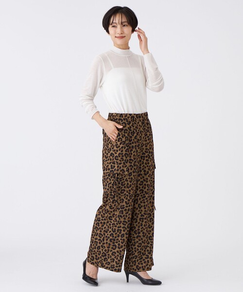 EVEX by KRIZIA（エヴェックスバイクリツィア）の「【ウォッシャブル】シアーラメジャージーハイネックカットソー（Tシャツ/カットソー・レディース・オフホワイト/チャコールグレー・40）」の3枚目の写真