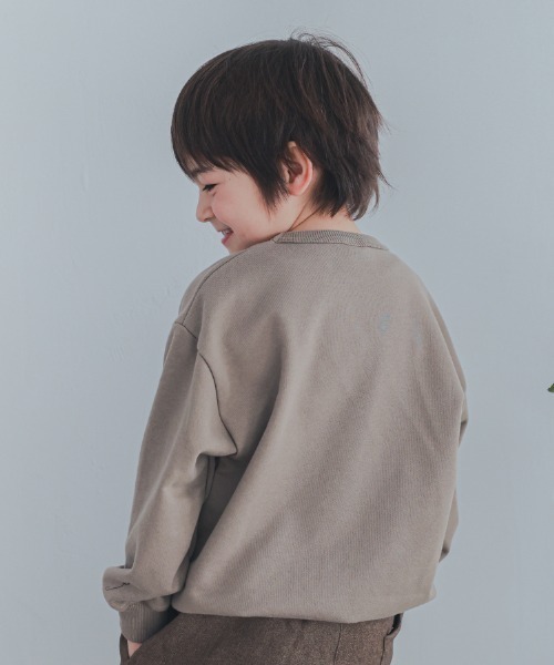 ZERO standerd(ゼロスタンダード)の「zero standard/ゼロスタンダード CENTRAL トレーナー(スウェット・キッズ・レッド/ベージュ/チャコールグレー・140cm/130cm/120cm/110cm/160cm/150cm/100cm)」の4枚目の写真