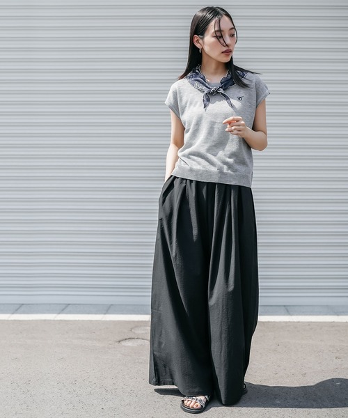 mili an deni（ミリアンデニ）の「バンダナスカーフ付き半袖ニットトップス（ニット/セーター・レディース・ネイビー/オフホワイト/グレー・M）」の19枚目の写真