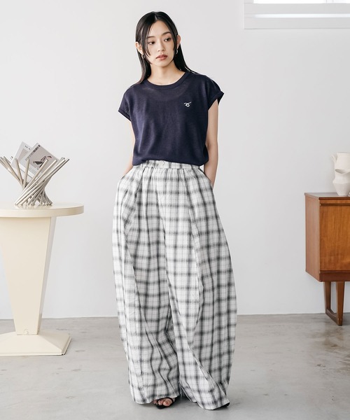 mili an deni（ミリアンデニ）の「バンダナスカーフ付き半袖ニットトップス（ニット/セーター・レディース・ネイビー/オフホワイト/グレー・M）」の13枚目の写真