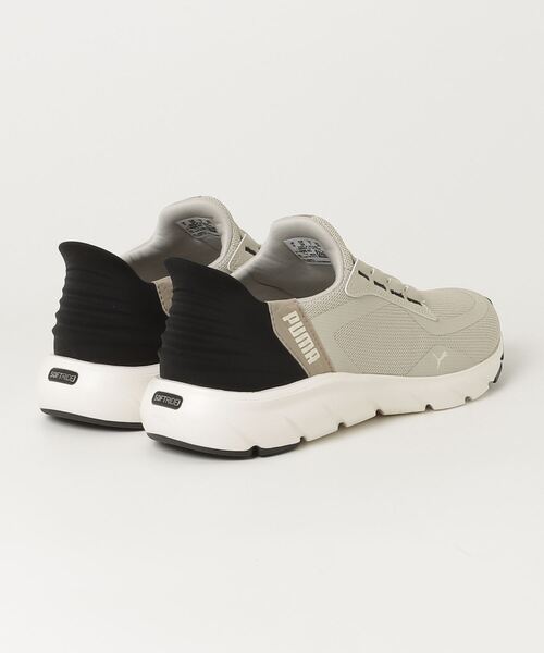 PUMA（プーマ）の「プーマ PUMA SOFTRIDE フレックス レース EASE IN ALT ワイド_（スニーカー・メンズ・ベージュ・25.5cm/26.0cm/26.5cm/27.0cm/27.5cm/28.0cm/25.0cm）」の2枚目の写真