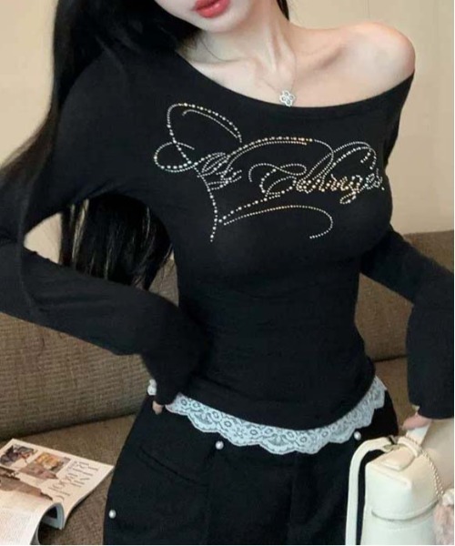 WEGO(ウィゴー)の「WEGO/ラインストーンオフショル裾レースタイトロンT/トップス(Tシャツ/カットソー・レディース・ブラック/ブラウン・SMALL/MEDIUM)」の6枚目の写真