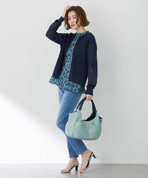 Petit Honfleur（プチオンフルール）の「アパッシュプリントバッグ（トートバッグ・レディース・ネイビー/ブルー・フリー）」の10枚目の写真