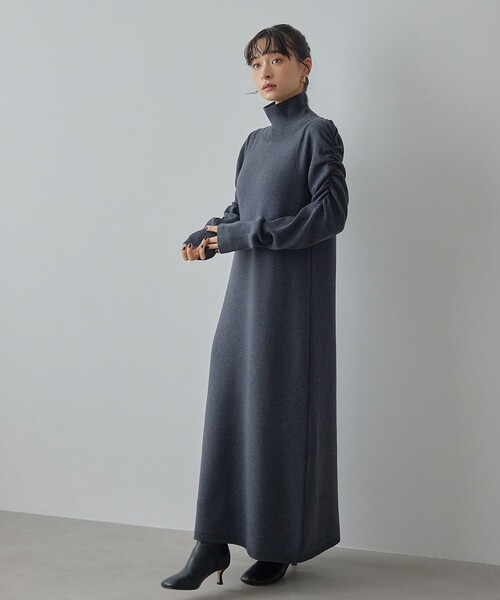 EMMEL REFINES＞EM ギャザーパフスリーブ タートルニット ワンピース