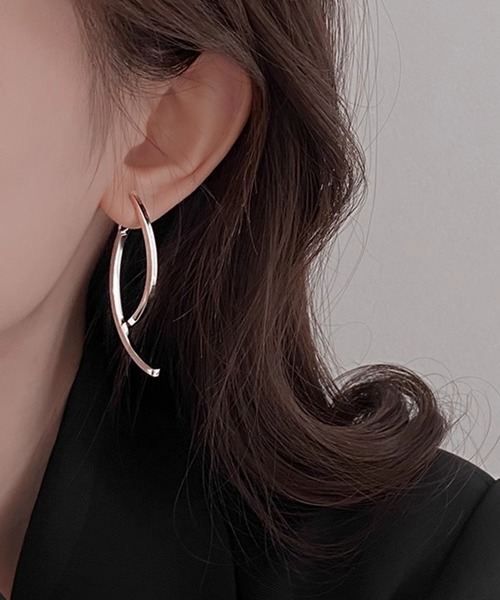 お値下げしました】M's collection ピアス(両耳) クロス超美品 Amazon