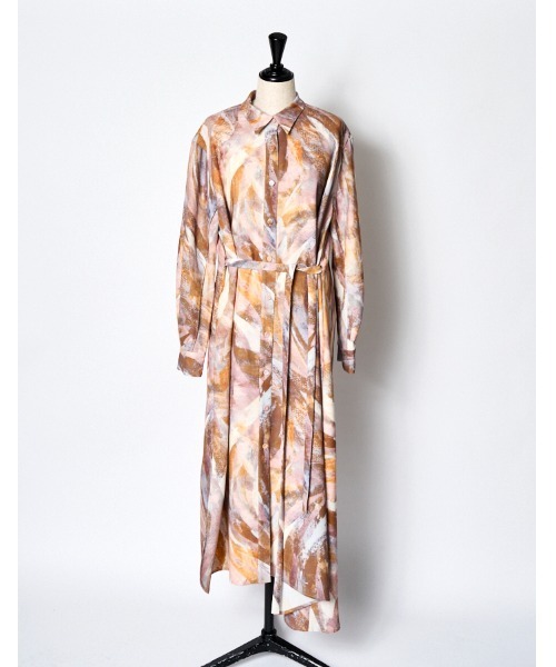 RUMCHE(ラムシェ)の「Wing Print Shirt Dress / ウィングプリントシャツドレス(シャツワンピース・レディース・ピンク/ブルー・FREE)」の14枚目の写真