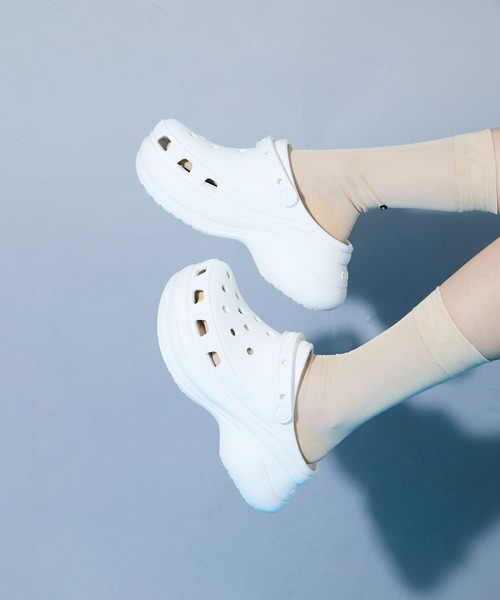 crocs(クロックス)の「【Crocs】classic bae clog クラシック ベイ クロッグ クロックス サンダル 厚底 ボリュームソール(サンダル・レディース・ブラック/ホワイト/ベージュ/パープル・22cm/23cm/24cm/25)」の20枚目の写真