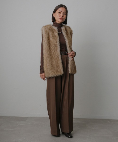 Floran(フローラン)の「ファーベスト(ベスト・レディース・モカ/ベージュ/チャコールグレー・MEDIUM)」の19枚目の写真