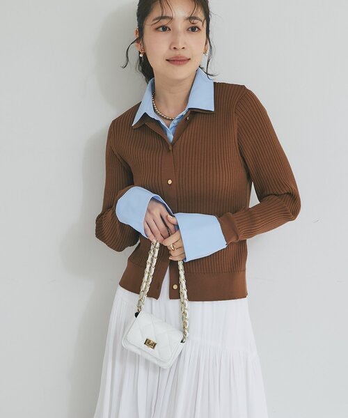 La boutique BonBon（ラブティックボンボン）の「布帛コンビリブニットカーディガン（ニット/セーター・レディース・ネイビー/ブラウン・FREE）」の3枚目の写真