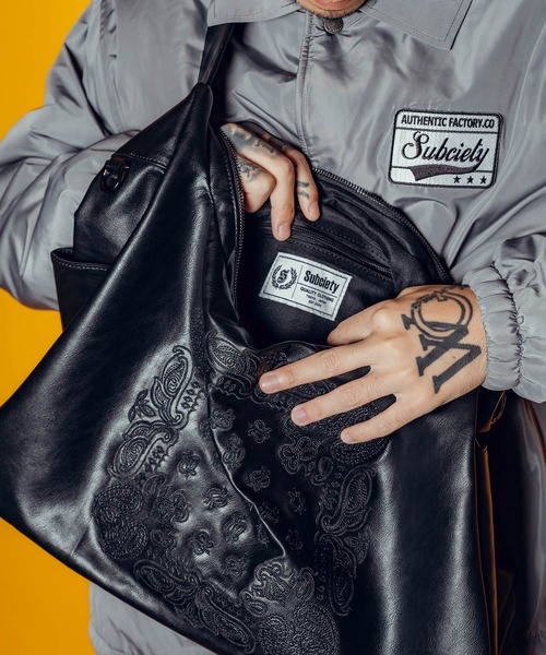Subciety(サブサエティ)の「Ordinary days shoulder bag(ショルダーバッグ・メンズ・ブラック/ブラック系その他2/ブラック系その他3・FREE)」の18枚目の写真